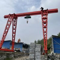 宜昌市遠(yuǎn)安縣龍門吊，行吊，門式起重機