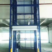通化起重機(jī)-液壓升降平臺(tái)銷售安裝